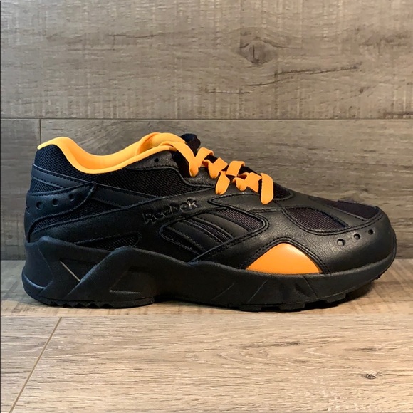 Reebok Aztrek Unisex Sneakers Black/Solar Gold - Picture 2 of 6